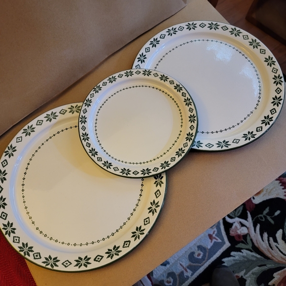 Ralph Lauren Other - VTG EUC Lot of 3 Ralph Lauren Enamel Plates c 1986